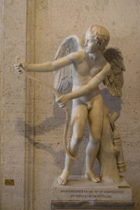 彫刻「Eros bending his Bow」 ※public domain