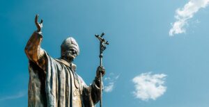 ヨハネ・パウロ2世像