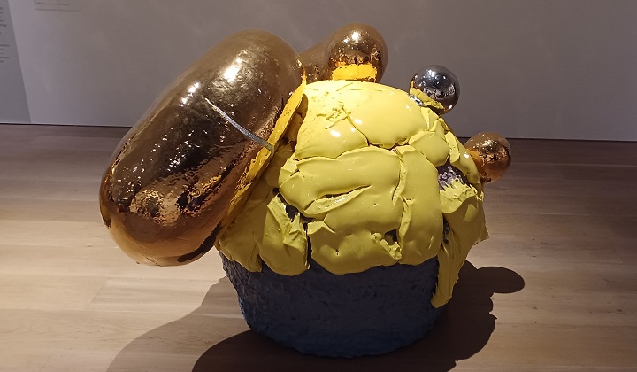 「無題」（2025年）桑田卓郎　※森美術館で開催の「六本木クロッシング2025展」の展示風景より