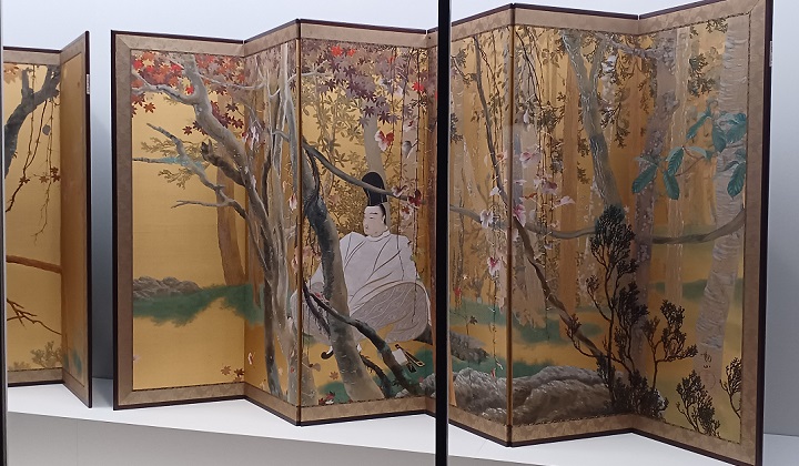 「小倉山(右隻)」(1909年)下村観山 ※東京国立近代美術館で開催の「下村観山展」展示風景より
